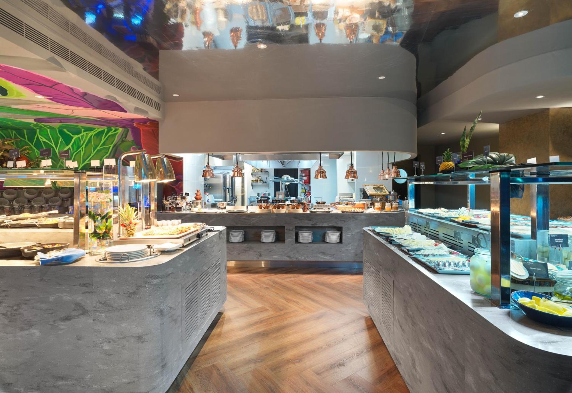 Nyx Hotel Limassol By Leonardo Hotels Buitenkant foto
