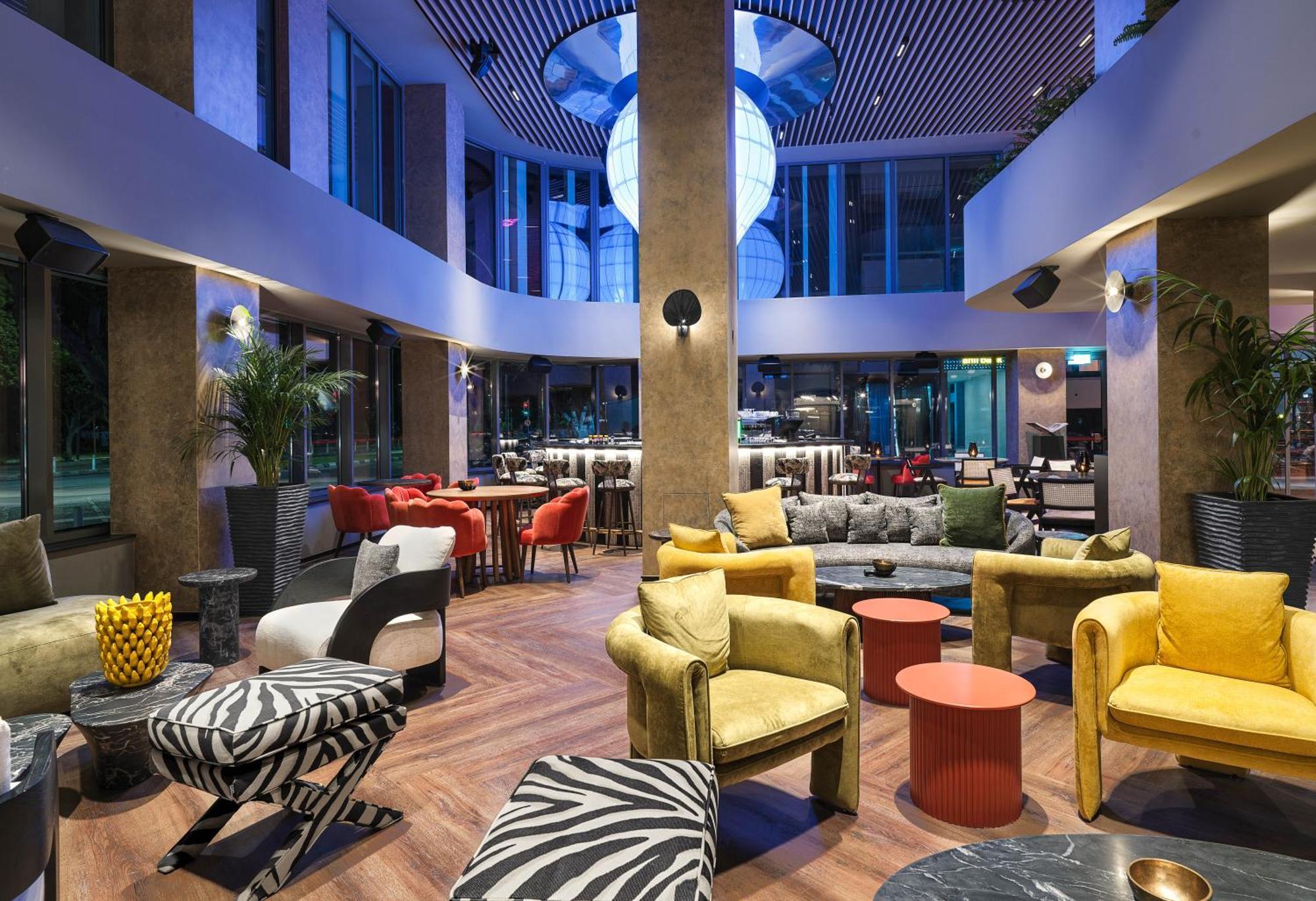 Nyx Hotel Limassol By Leonardo Hotels Buitenkant foto