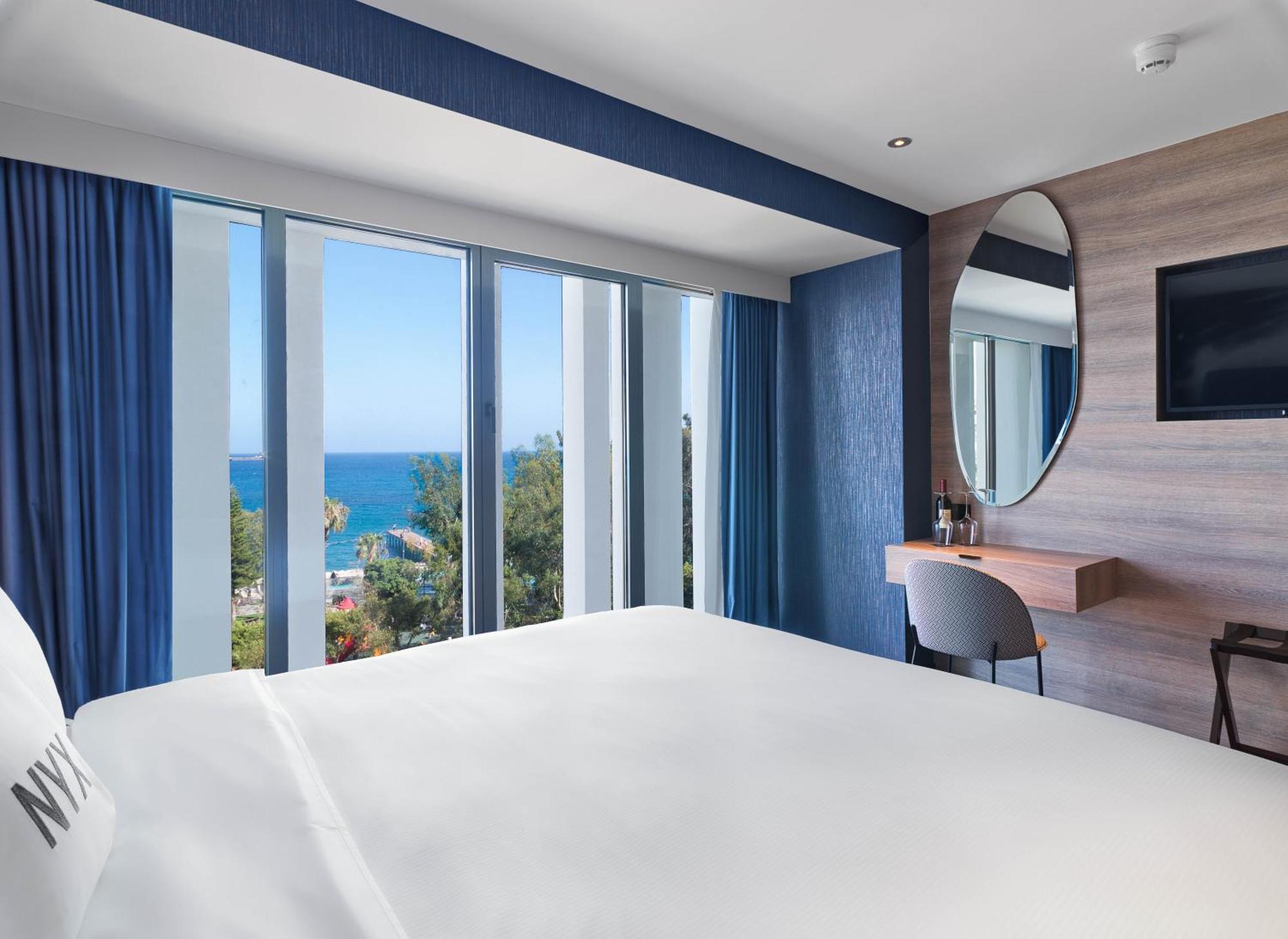 Nyx Hotel Limassol By Leonardo Hotels Buitenkant foto