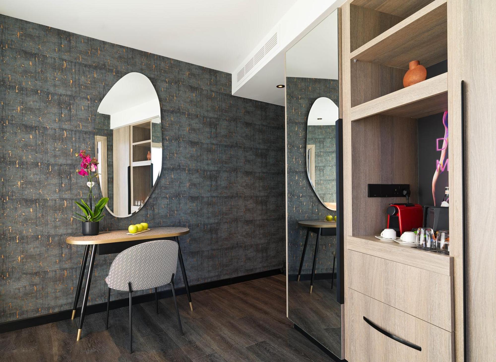 Nyx Hotel Limassol By Leonardo Hotels Buitenkant foto